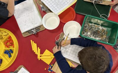 Ever wonder how young learners explore math without worksheets?